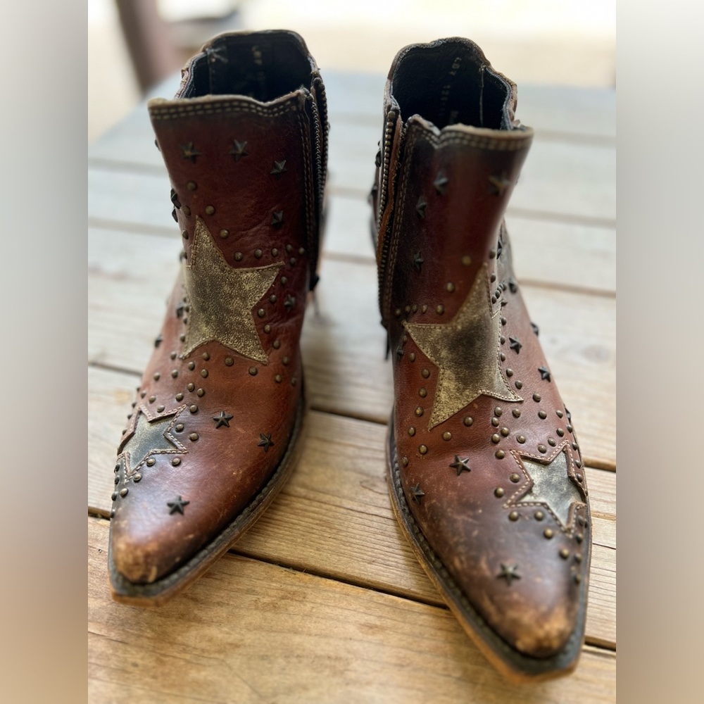 Liberty Black Metallic Star Ankle Boot size 8